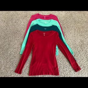 Lot of 4 Gap Long Sleeve Tees - Size Medium